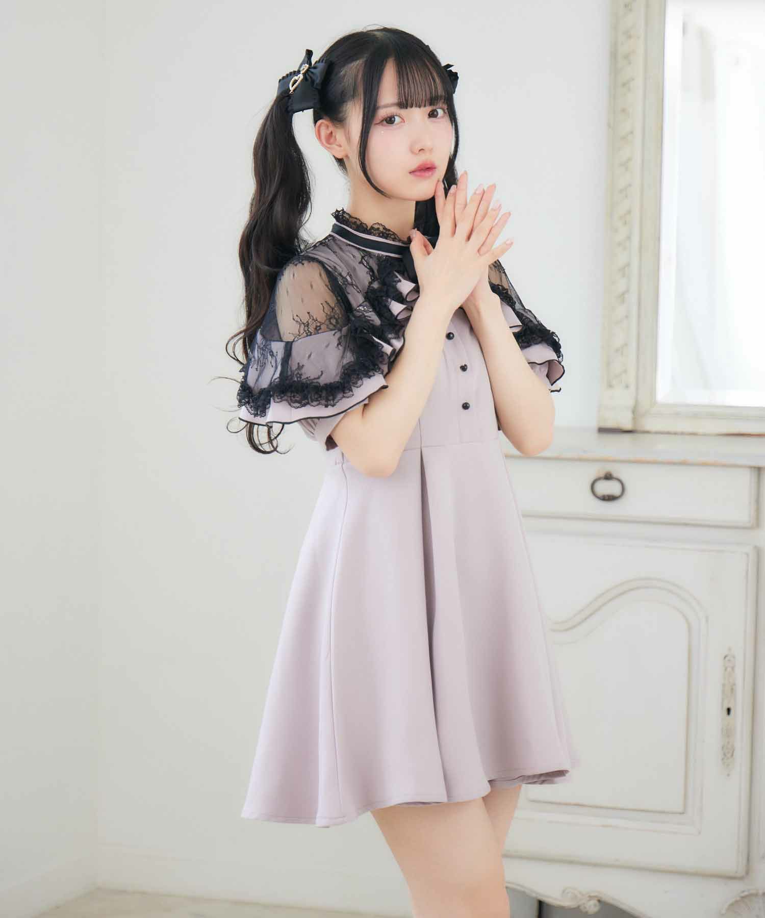 ショルダーオーバーレースラッフルワンピース | Rlab store