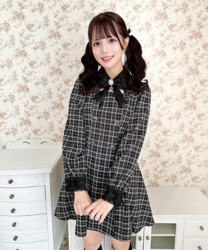 半額sale - タイムセールをお見逃しなく リボンブローチ付きケープワンピース | Rlab store ワンピース