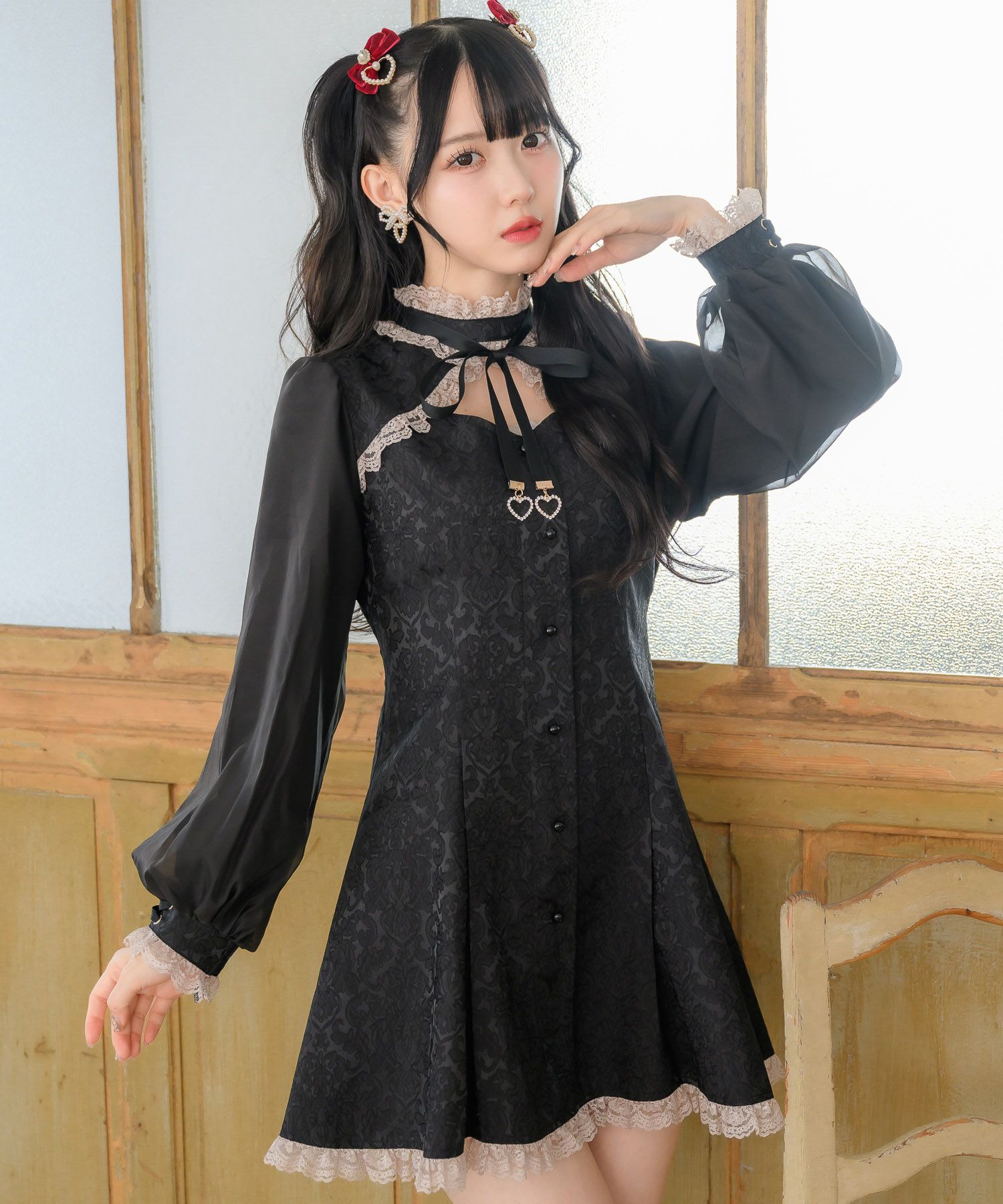 新品 RADIATE スタンドカラーペイズリーシアーワンピース やむ無し