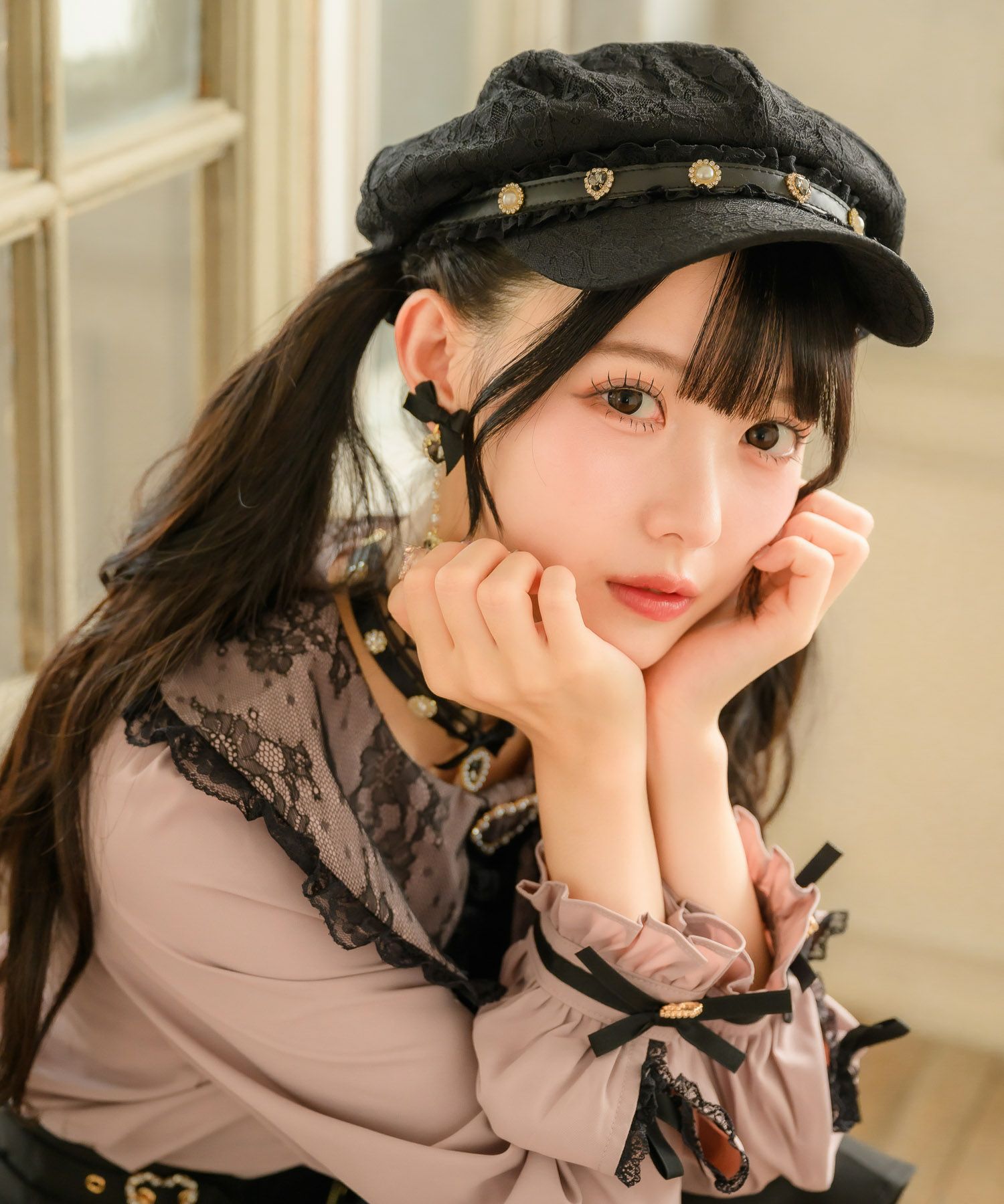 ROJITA レースフリルビジュベルト付きキャスケット ブラック レースフリルビジュベルト付きキャスケット | Rlab store