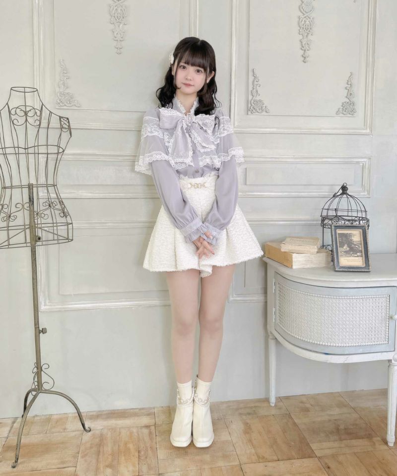 ビジューチェーン付きショートブーツ | Rlab store ビジューチェーン付きショートブーツ | Rlab store