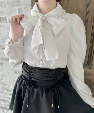 新品Luftrobe 34,980円 カット刺繍ボウタイブラウス 新品Luftrobe 34,980円 カット刺繍ボウタイブラウス - メルカリ