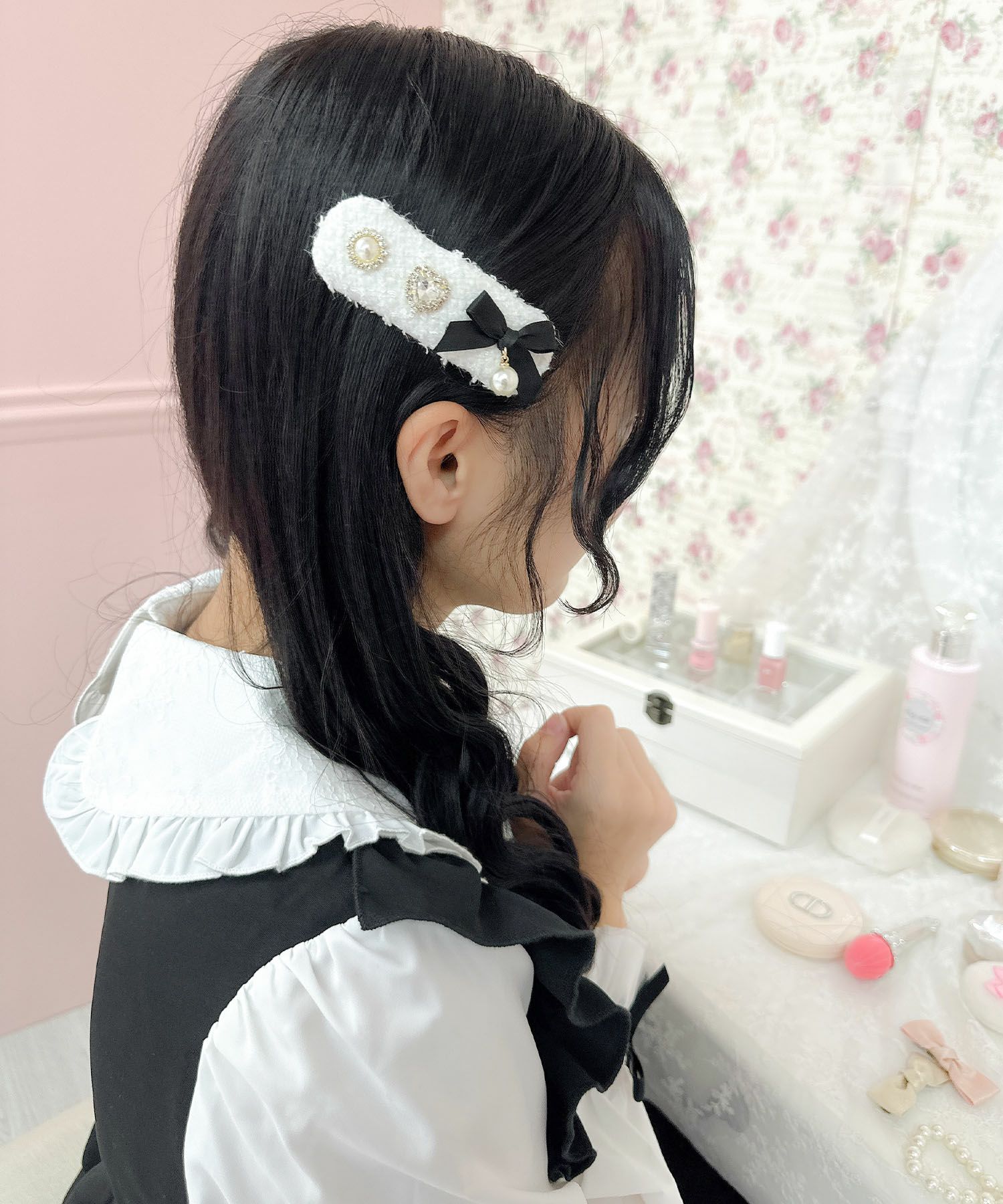 ヘアピンセット ぽむ れいんぱふ 2023バレンタイン バレンタインデーや日常使いに適した4個入り レディース 赤ハート型
