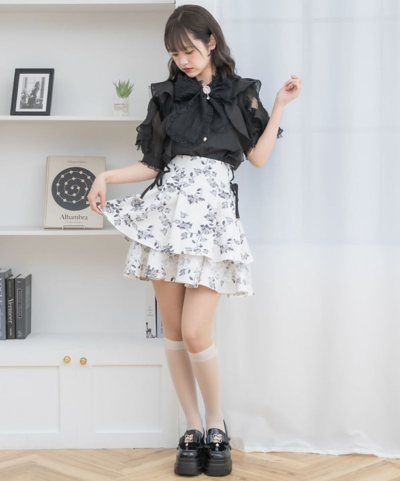 【関税込み】Isa Boulder レッド Jennie ミニスカート Isa Boulderのレッド Jennie ミニスカートがセール中