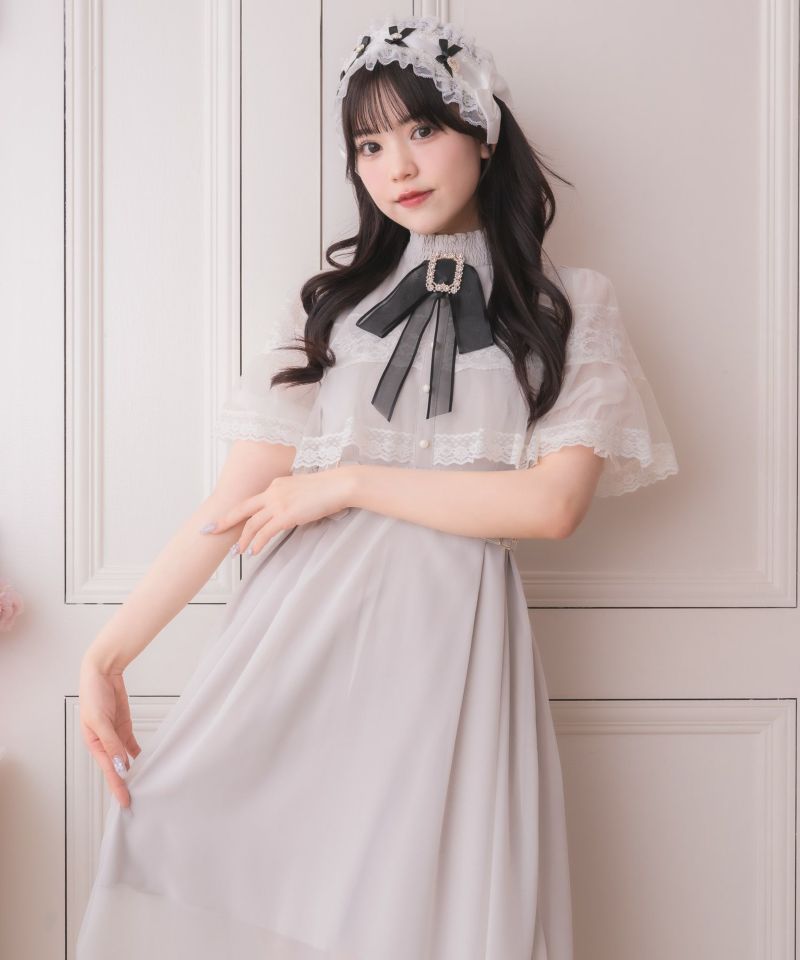ショッパープレゼント！》 ブローチ付きケープマキシワンピース