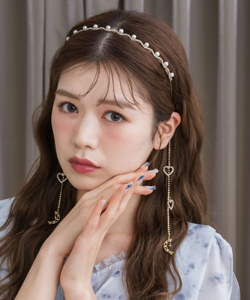 【太めボリューミーで可愛い♡】CHANEL カチューシャ かわいらしい☆】CHANEL カチューシャ レザー (CHANEL/ヘア