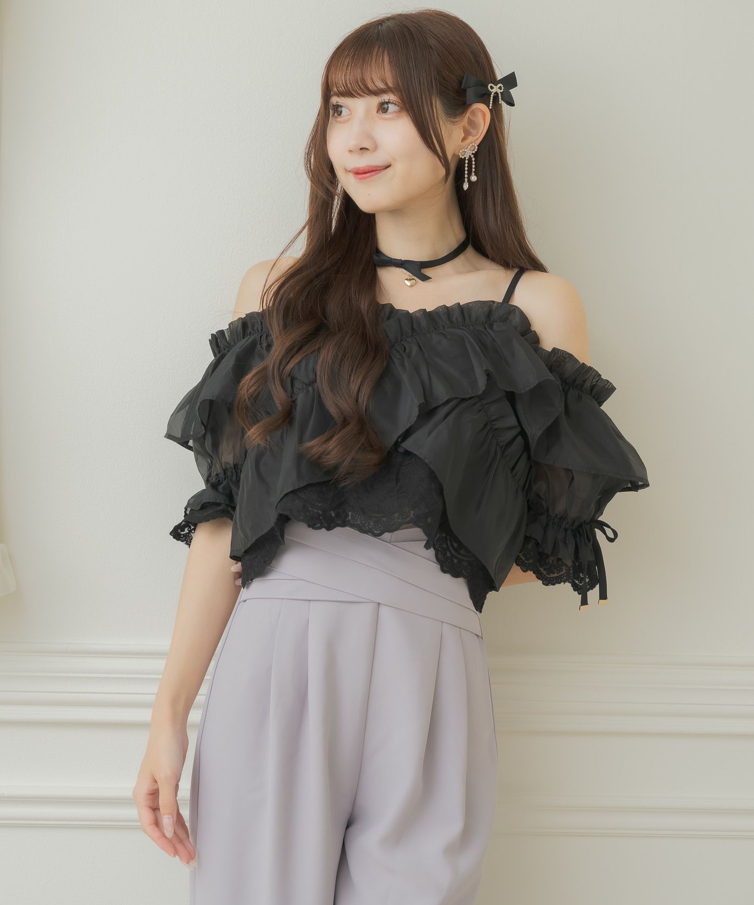 エンブロイダリーシアーラッフルブラウス | Rlab store