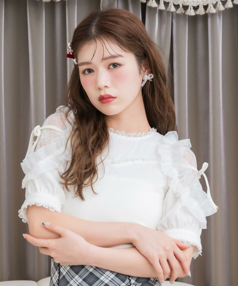 肩透かしラッフルトップス | Rlab store